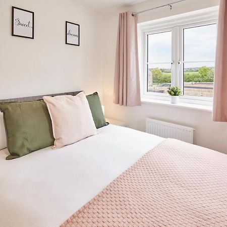 Host & Stay - Cayton Bay Cottage ภายนอก รูปภาพ