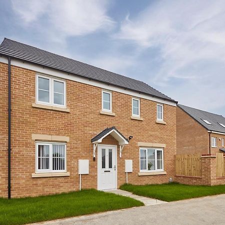 Host & Stay - Cayton Bay Cottage ภายนอก รูปภาพ