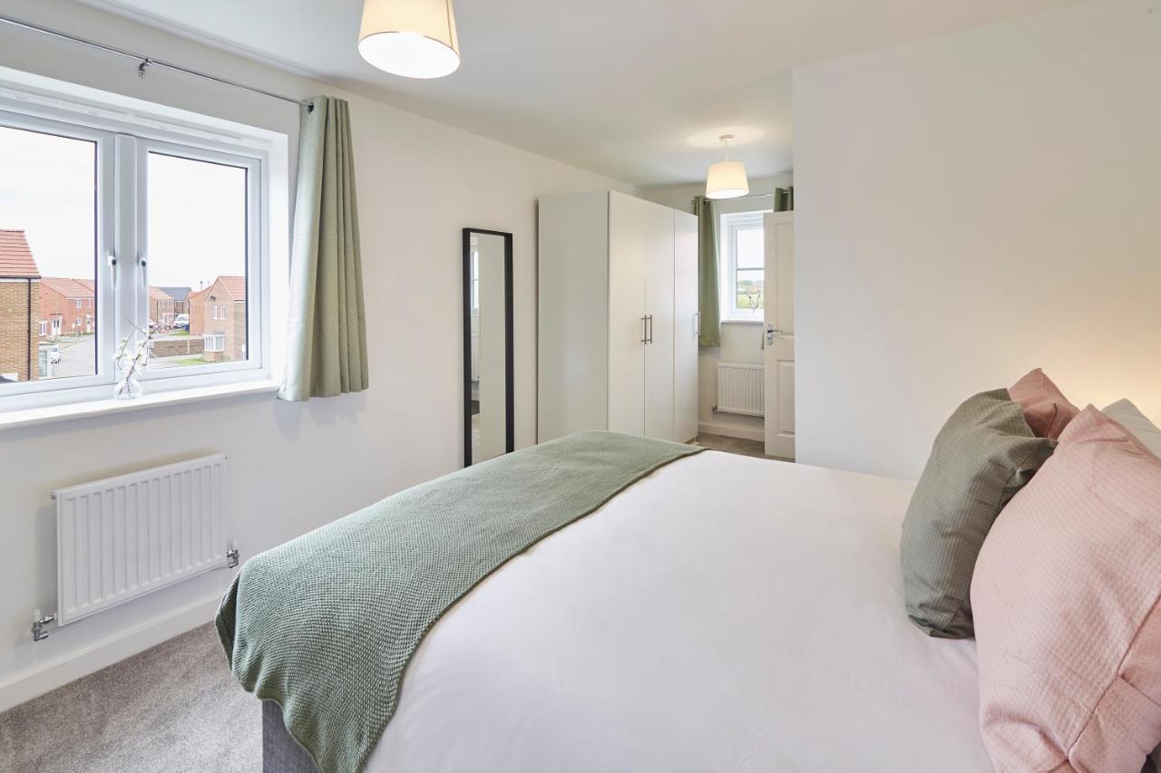 Host & Stay - Cayton Bay Cottage ภายนอก รูปภาพ